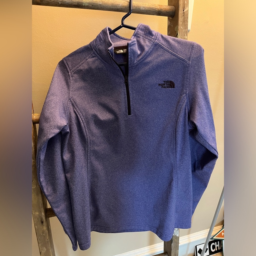 Women’s medium The North Face quarter zip
